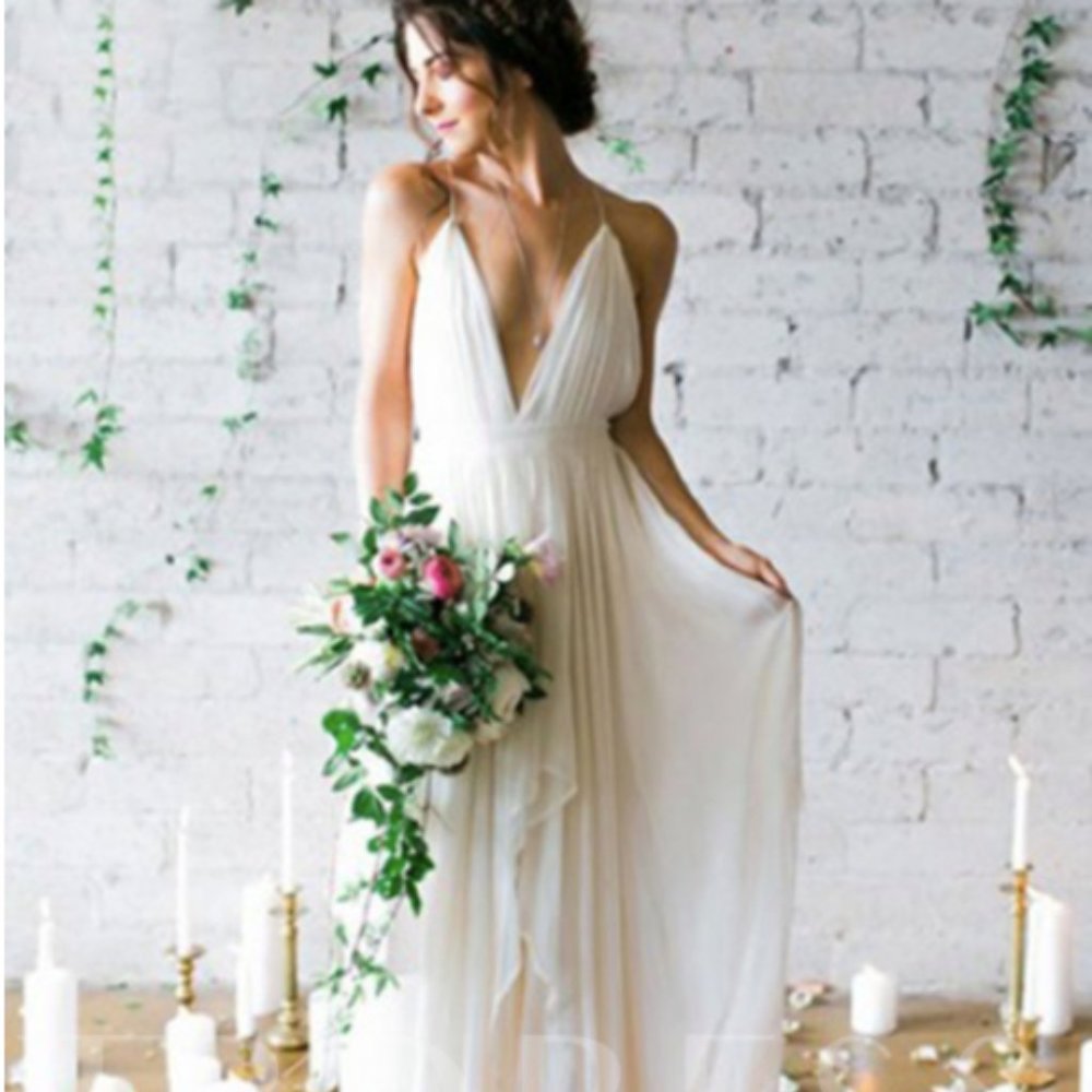 Backless Chiffon Wedding Dress